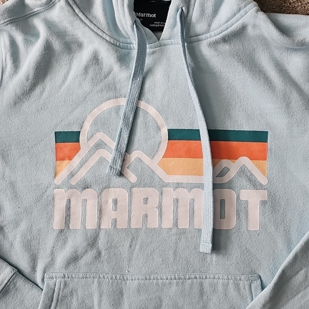 Women’s Marmot Sweatshirt - Picture 2 of 2